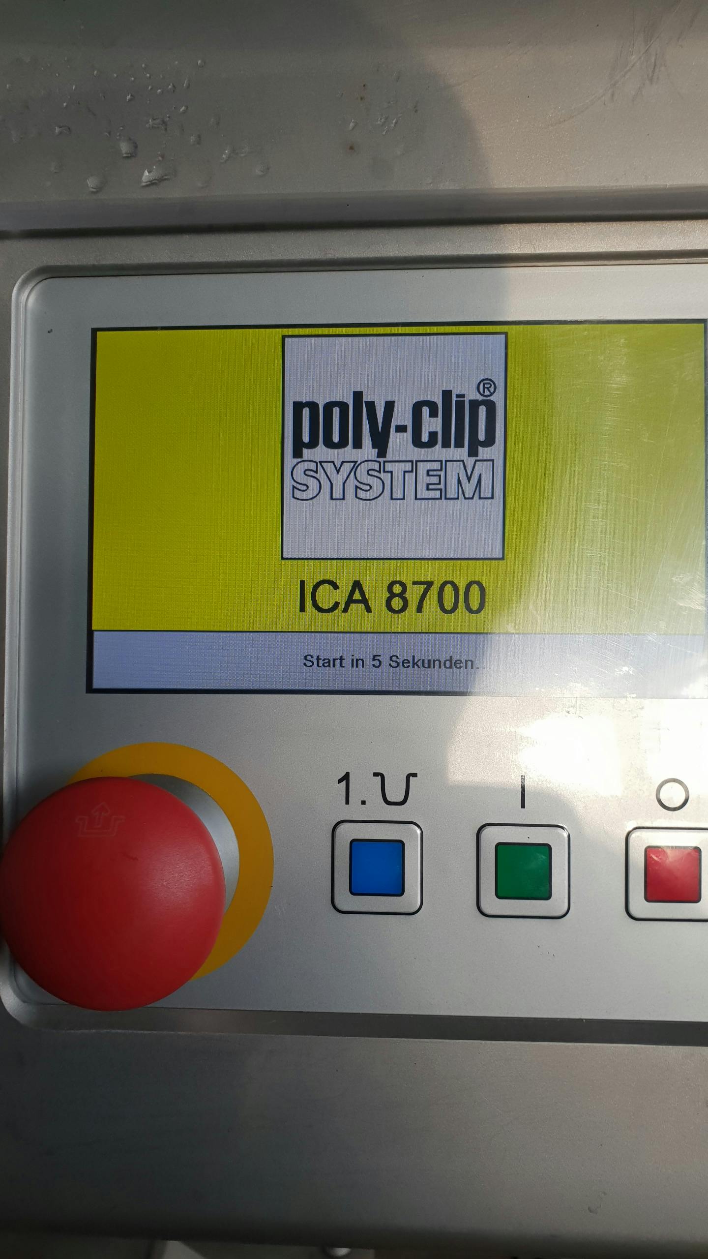 Control unit of POLYCLIP ICA 8700 